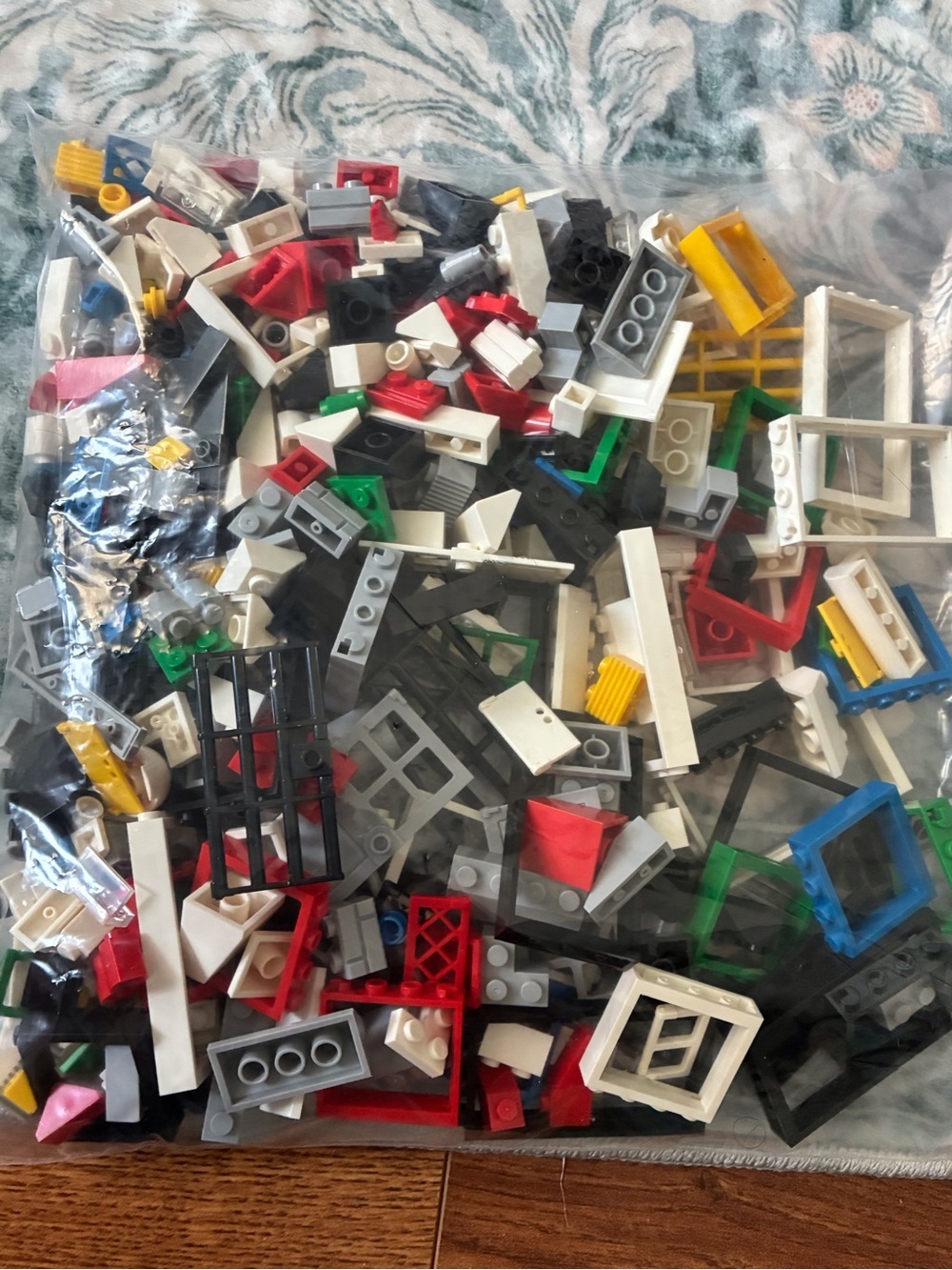 Assorted Plastic Building Brick Windows & Doors - Multi-Color Pack - Picture 3 of 3